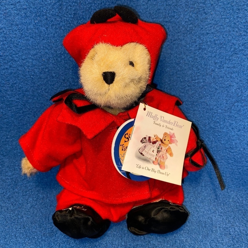 Muffy Vanderbear Scared Stiff Muffy